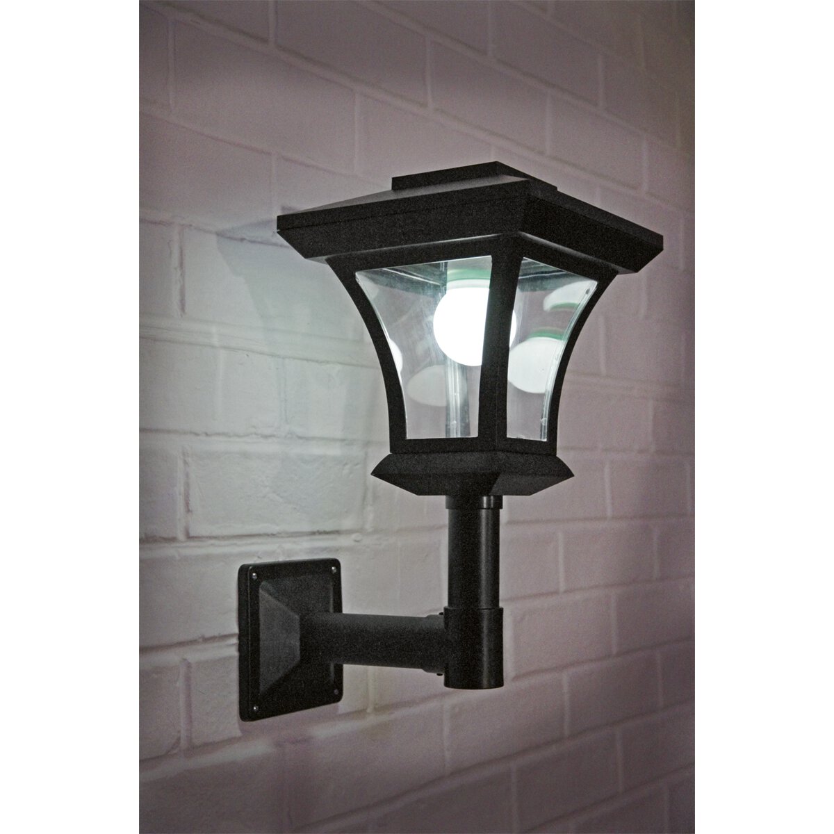 Solar Powered LED Garden Lamp Wall Mounting