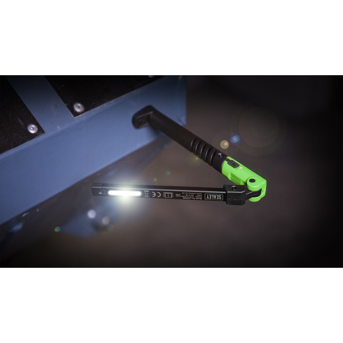 Rechargeable Slim Folding Pocket Light 2 COB + 1 SMD LED - Green
