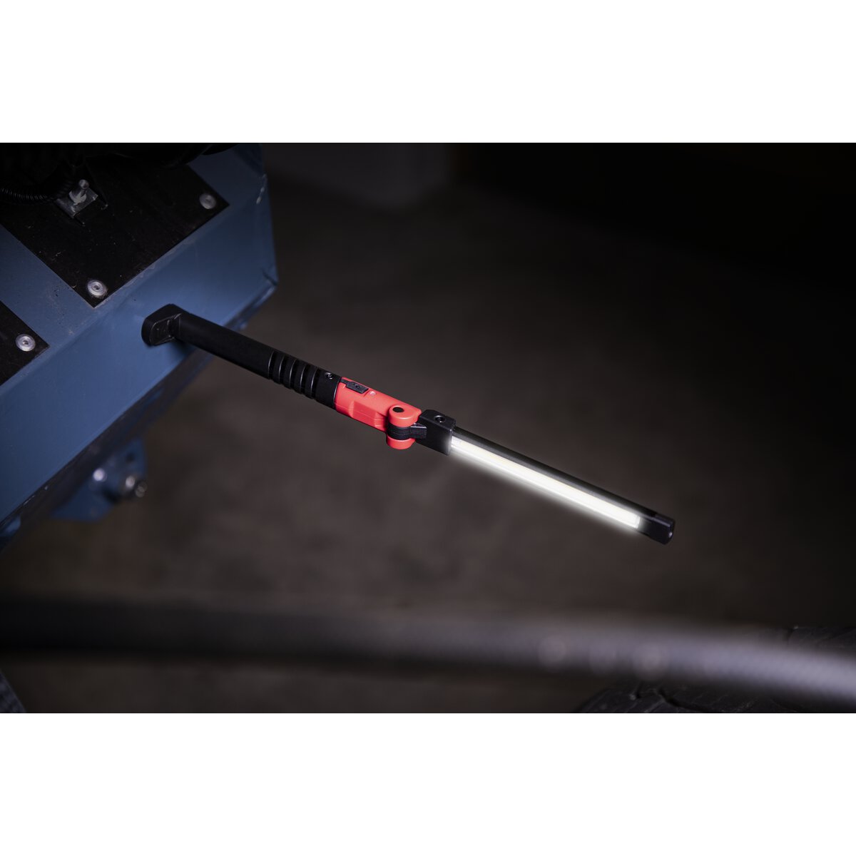 Rechargeable Slim Folding Pocket Light 2 COB + 1 SMD LED - Red