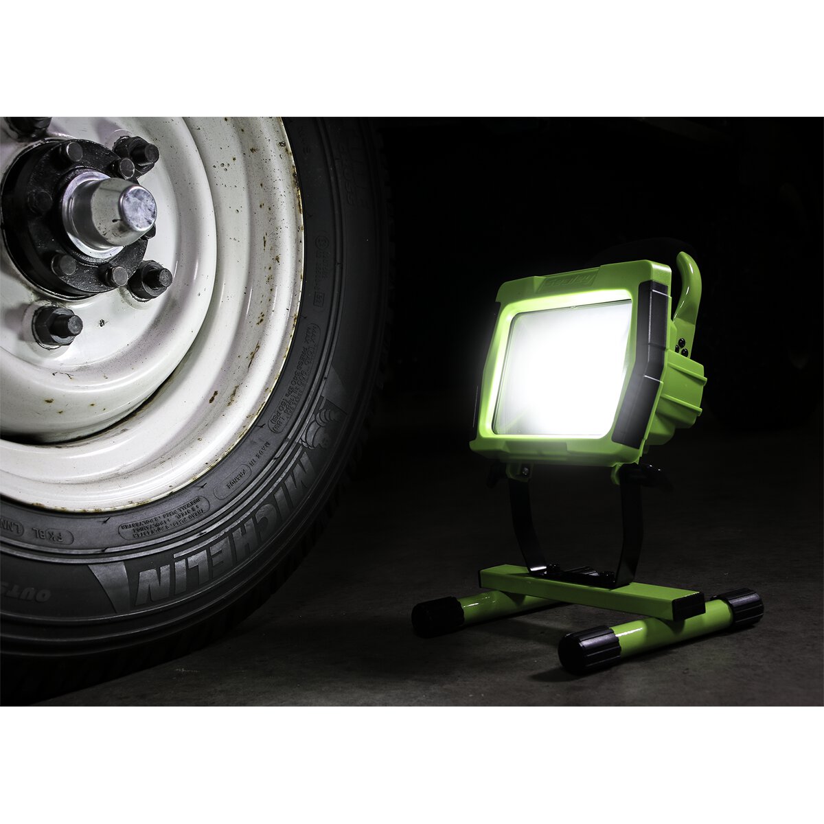 Rechargeable Portable Floodlight 30SMD LED Lithium-ion
