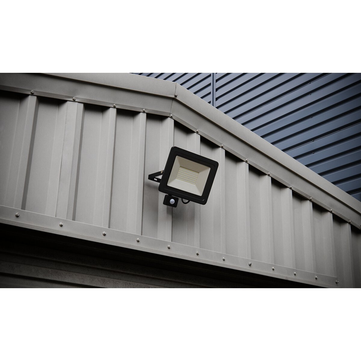 Extra Slim Floodlight with PIR Sensor 50W SMD LED