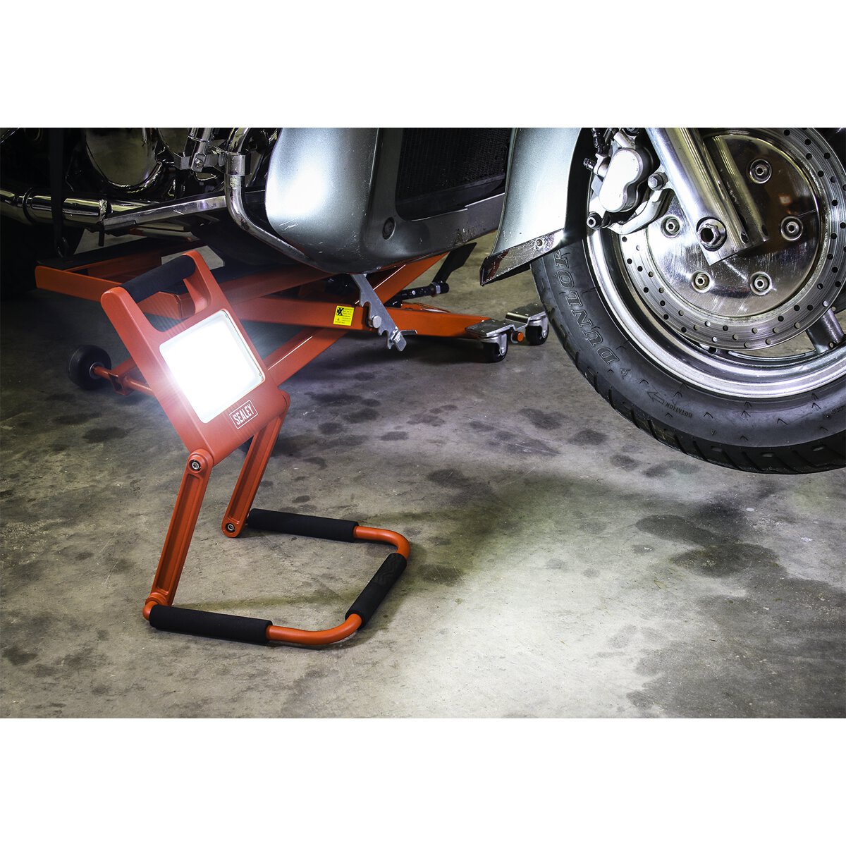 Rechargeable Fold Flat Floodlight 20W SMD LED Lithium-ion