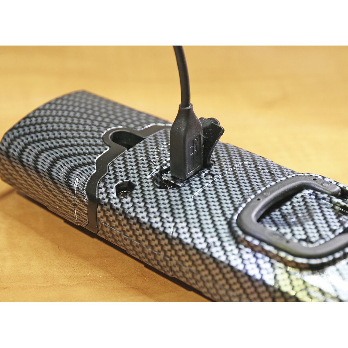 Rechargeable 360° Inspection Lamp 2W COB + 1W LED Carbon Fibre Effect