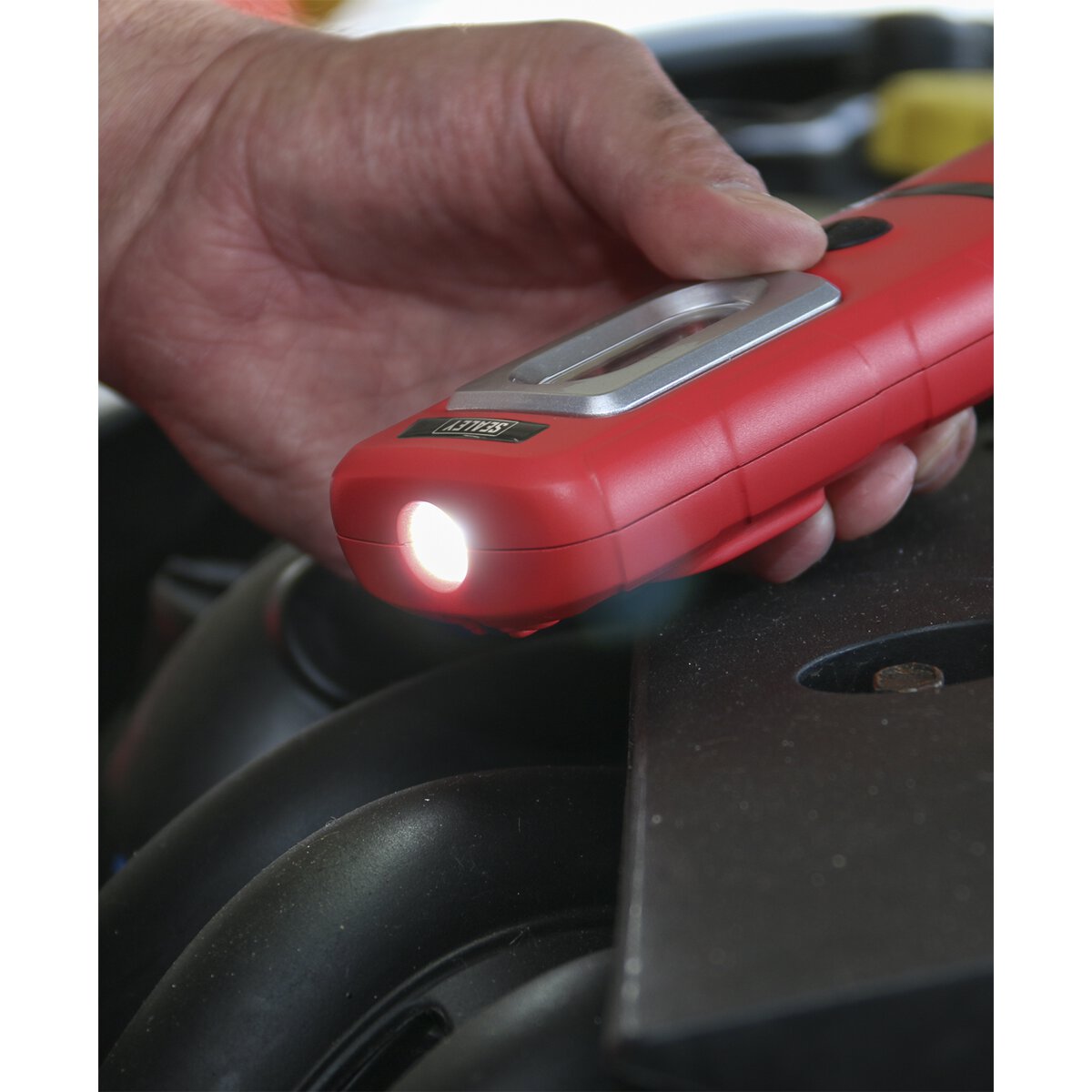 Rechargeable 360° Inspection Lamp 3W COB + 1W LED Red Lithium-Polymer