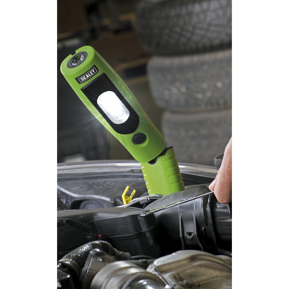 Rechargeable 360° Inspection Lamp 7 SMD + 3W LED Green Lithium-ion