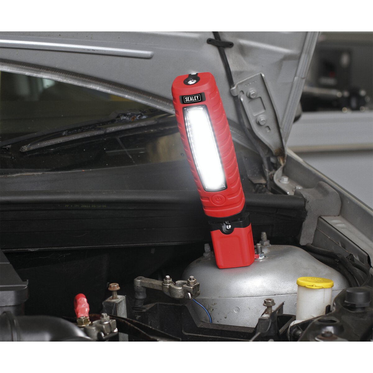 Rechargeable 360° Inspection Lamp 14 SMD LED + 3W LED Red Lithium-ion