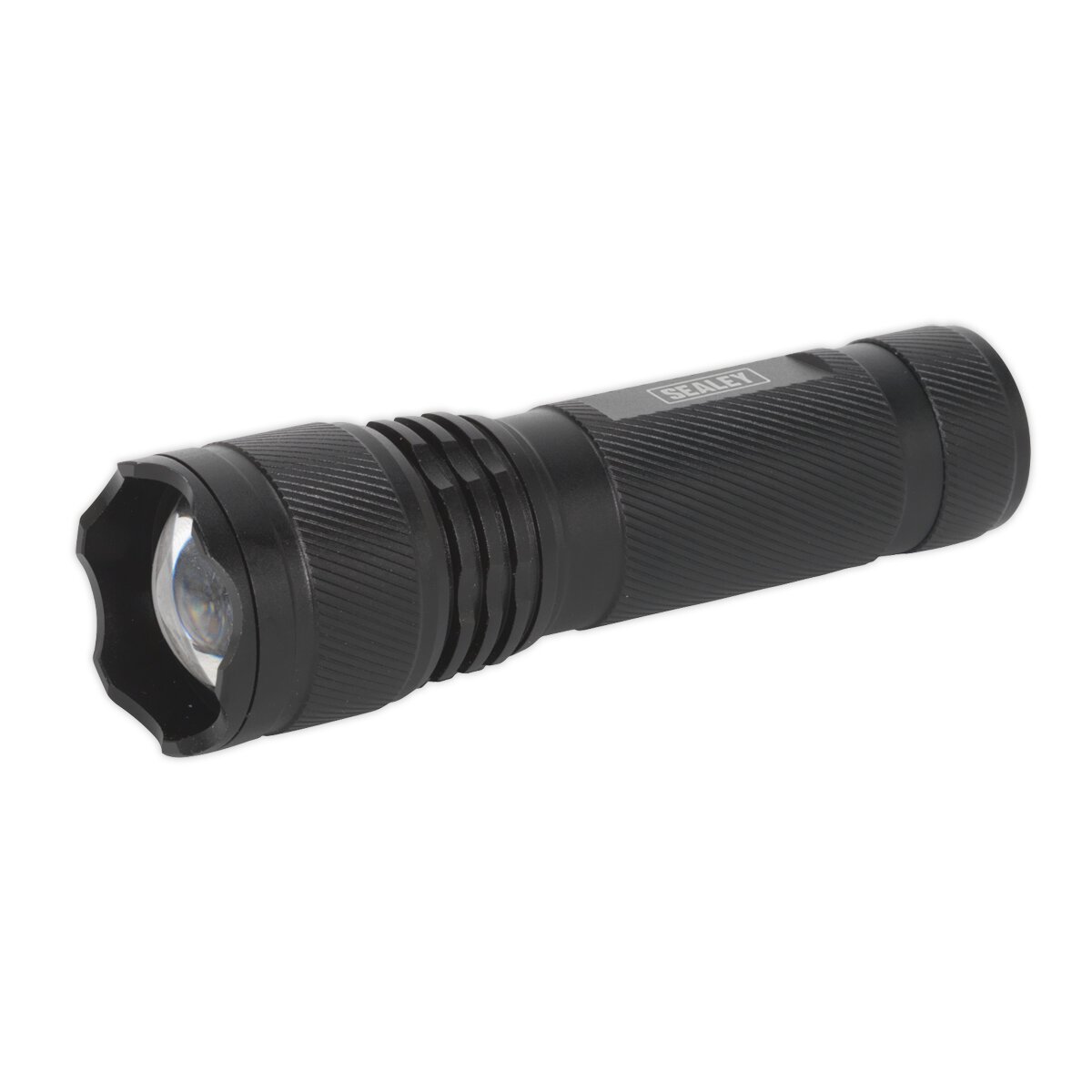 Aluminium Torch 3W XPE CREE LED Adjustable Focus 3 x AAA Cell