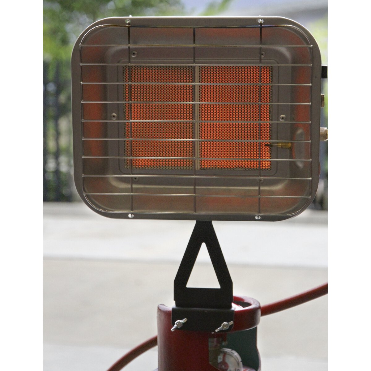 Space Warmer® Propane Heater 10,250-15,354Btu/hr Bottle Mounting