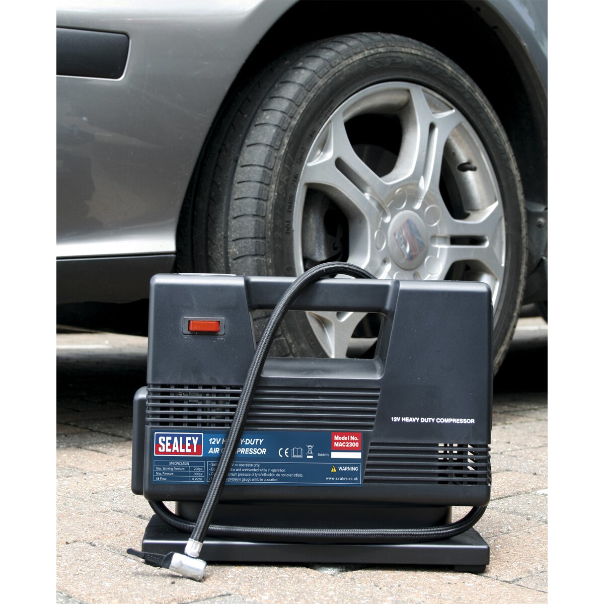 Tyre Inflator/Air Compressor 12V Heavy-Duty