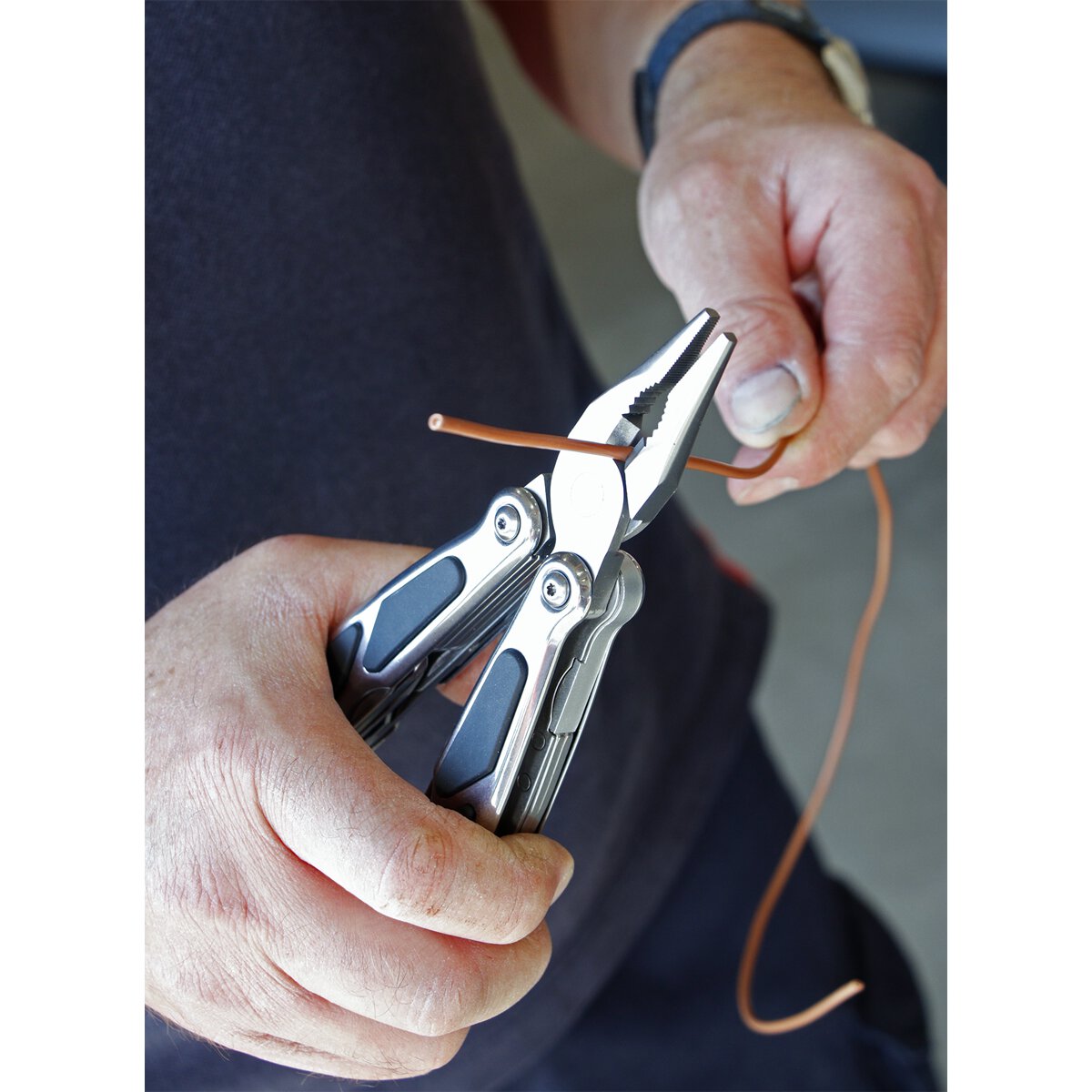 Multi-Tool 15 Function