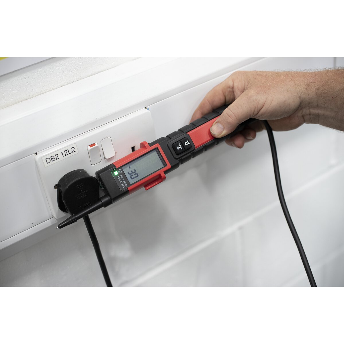 High Voltage Tester CAT IV 1000V Hybrid Vehicles