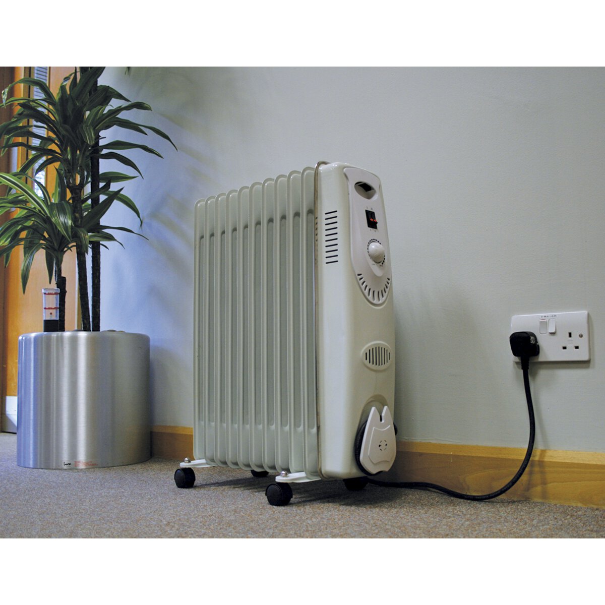 Oil Filled Radiator 2500W/230V 11 Element