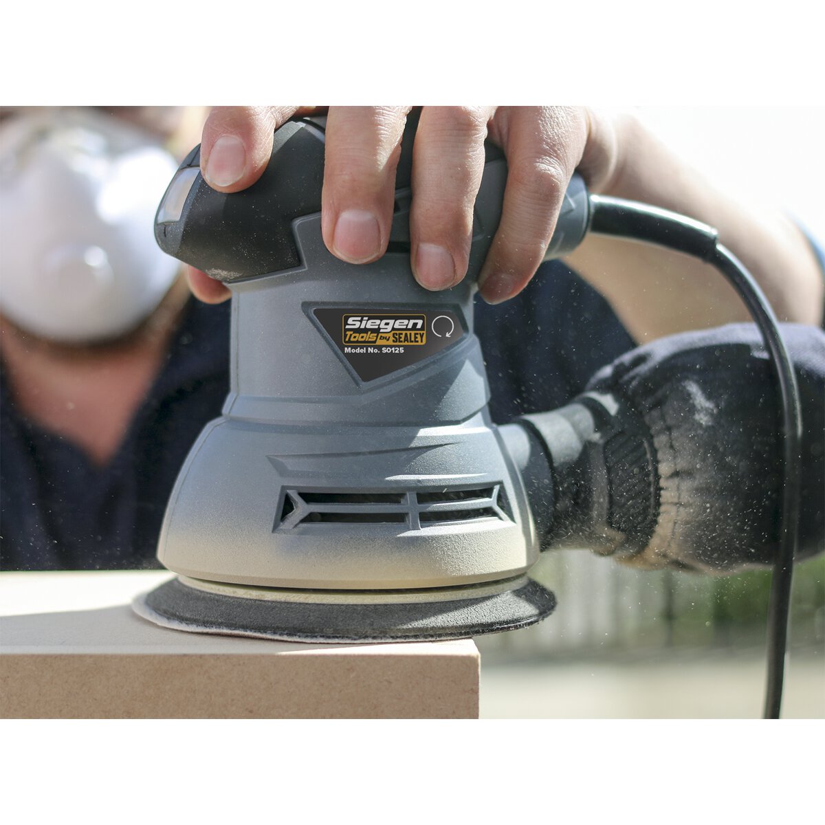 Dual Action Palm Sander Ø125mm 240W/230V