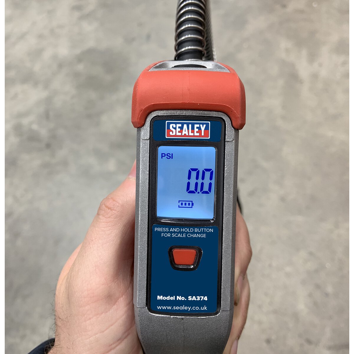 Digital Tyre Inflator 0.5m Hose with Push-On Connector