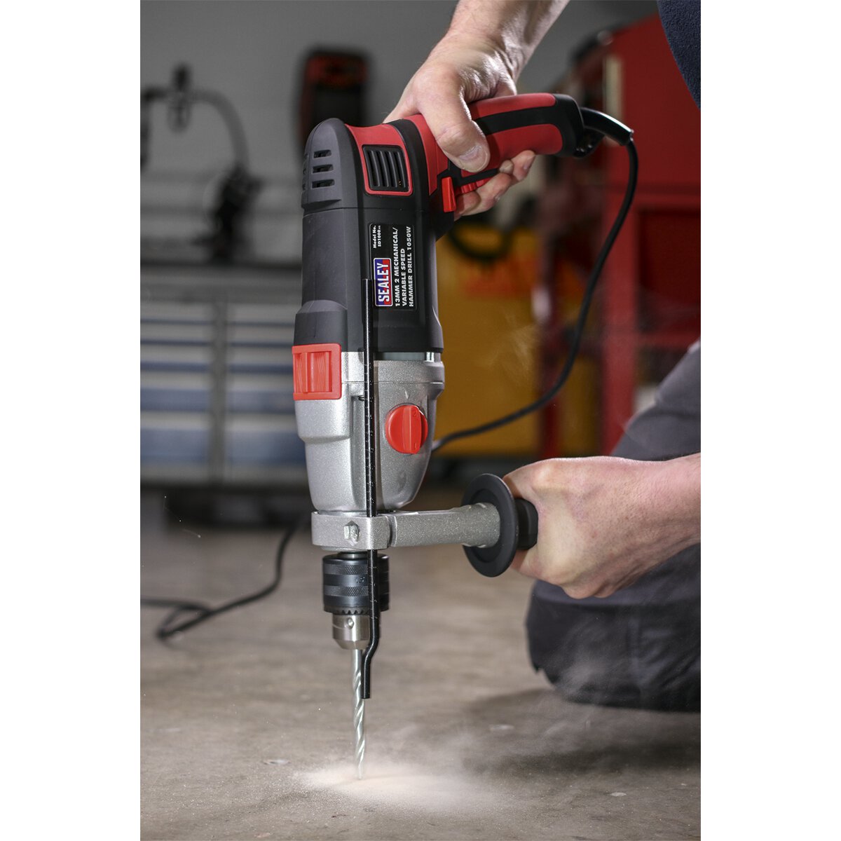 Hammer Drill Ø13mm 2 Mechanical/Variable Speed 1050W/230V