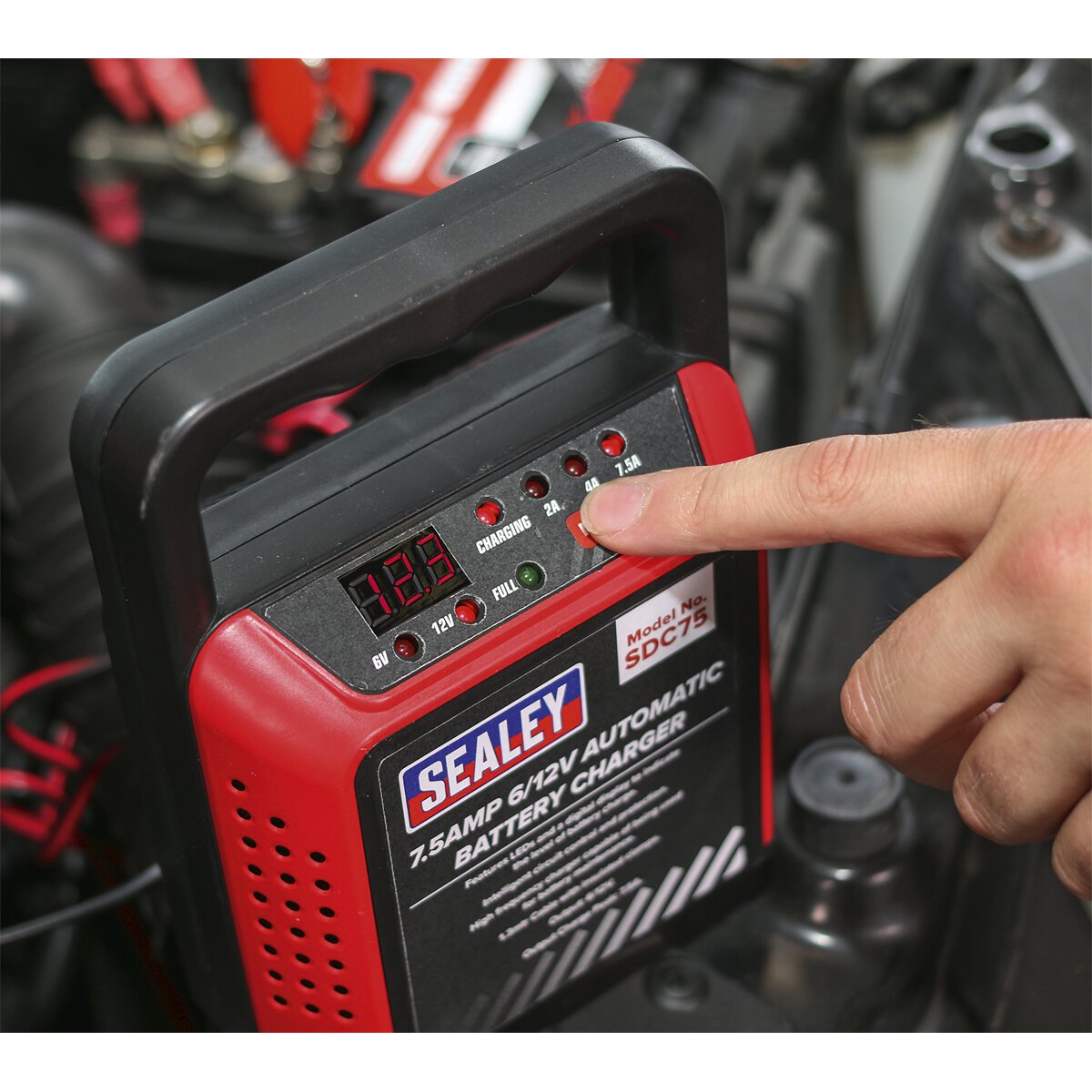 Battery Charger 6/12V 7.5Amp 230V Automatic