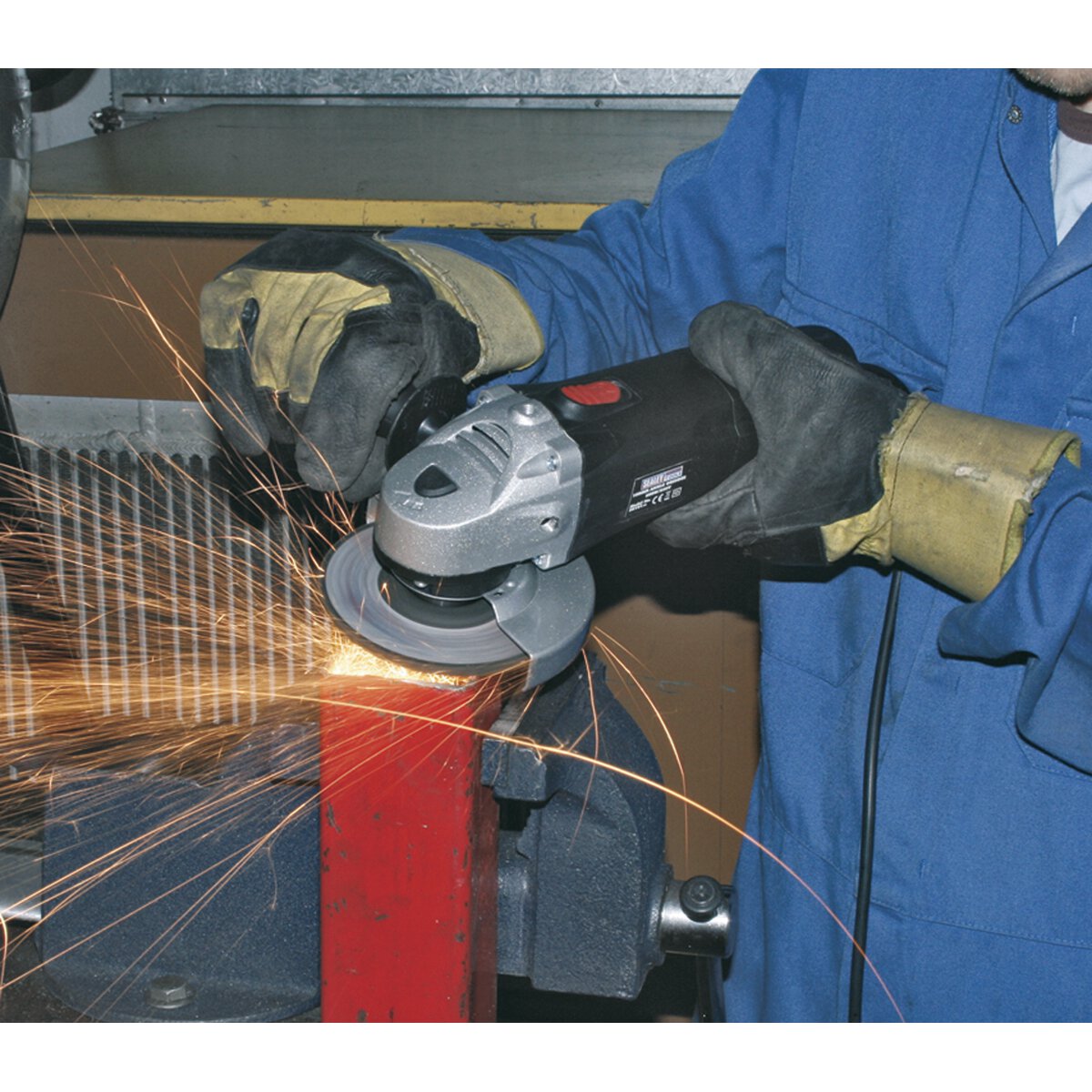 Angle Grinder Ø100mm 600W/230V
