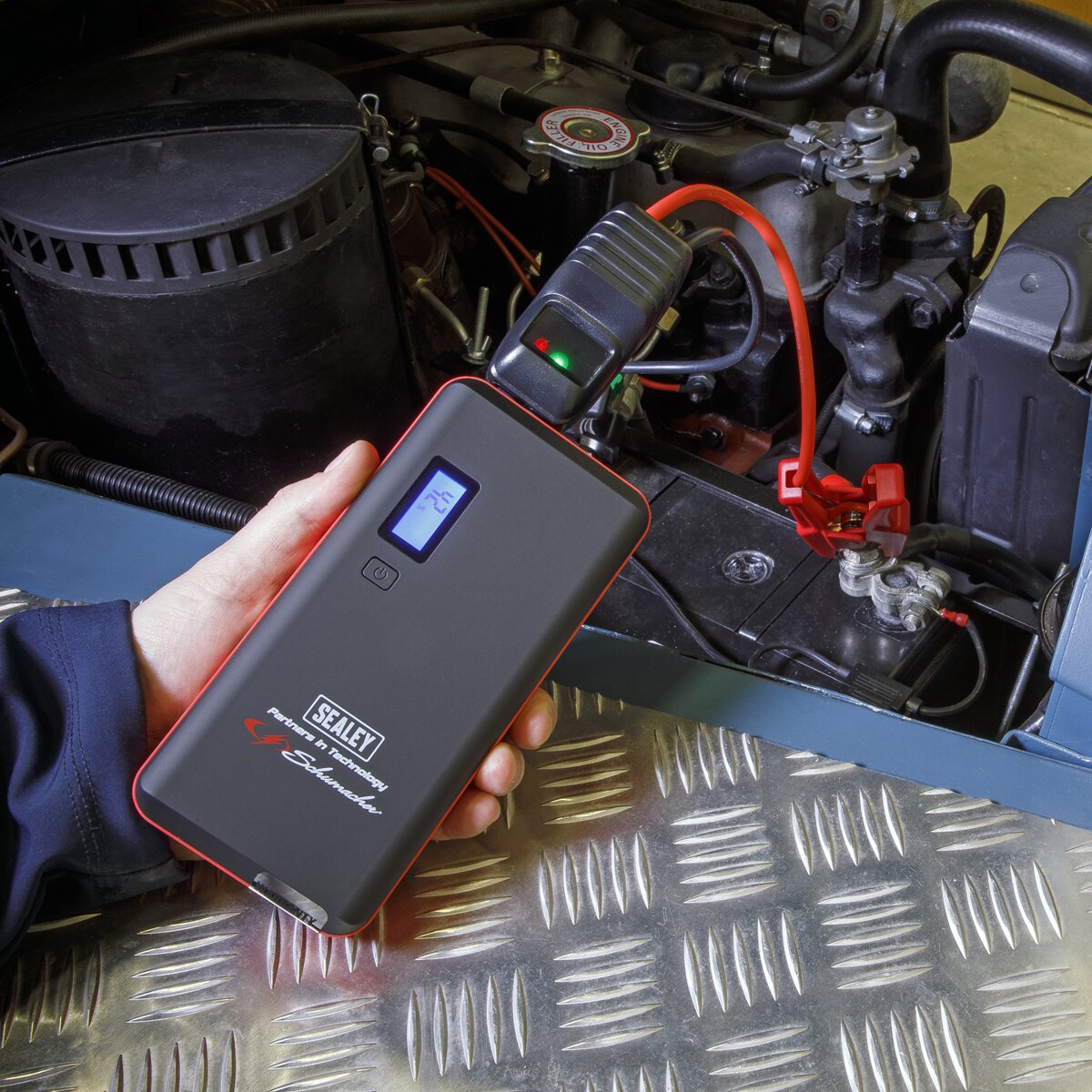 Schumacher® Jump Starter Power Pack 800A Peak Power - Lithium
