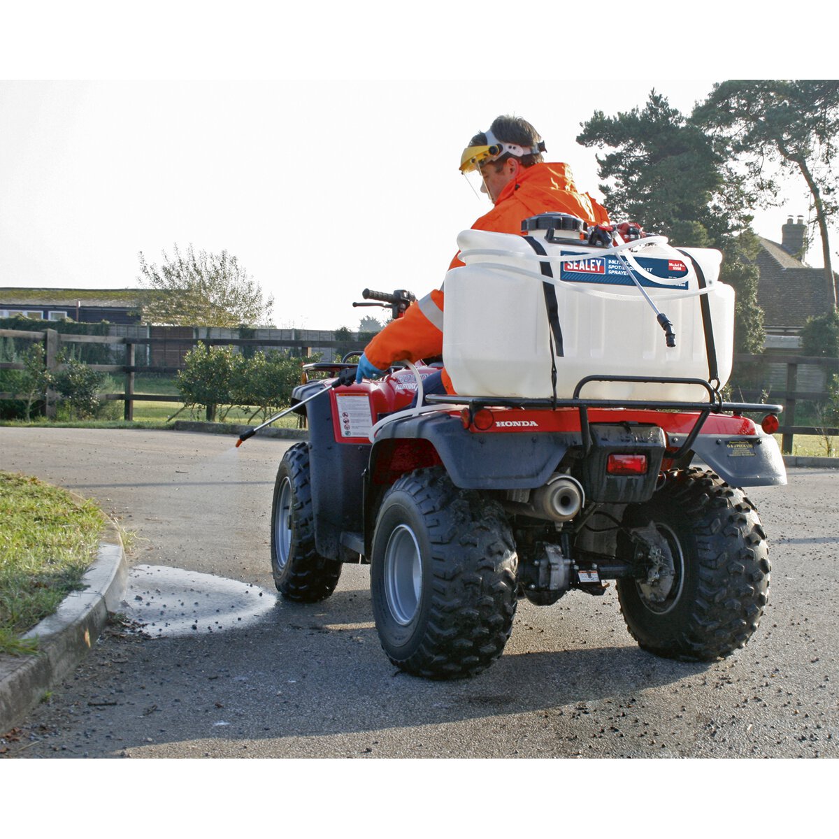 Broadcast/Spot Sprayer 98L 12V