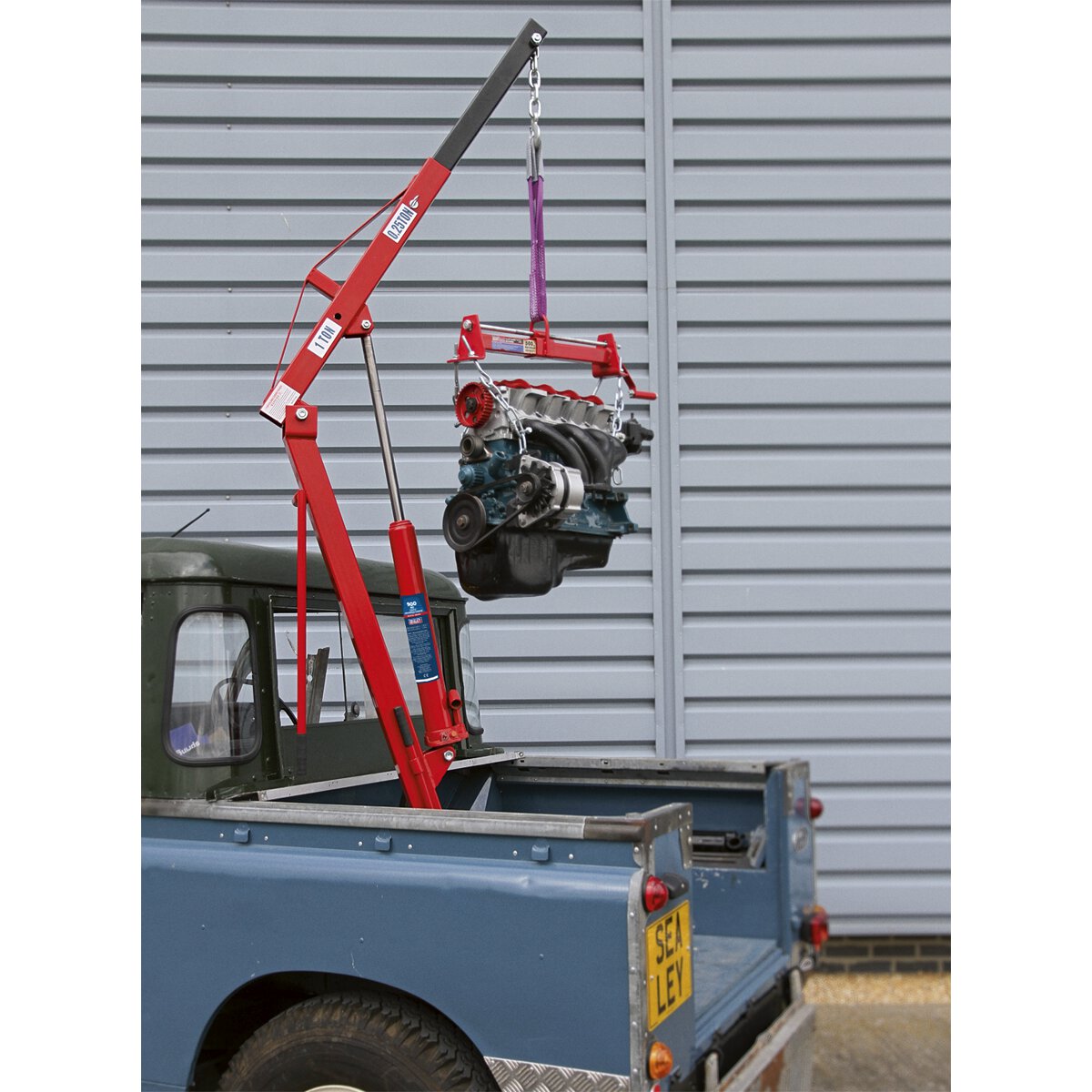 Static Mounted Crane 900kg
