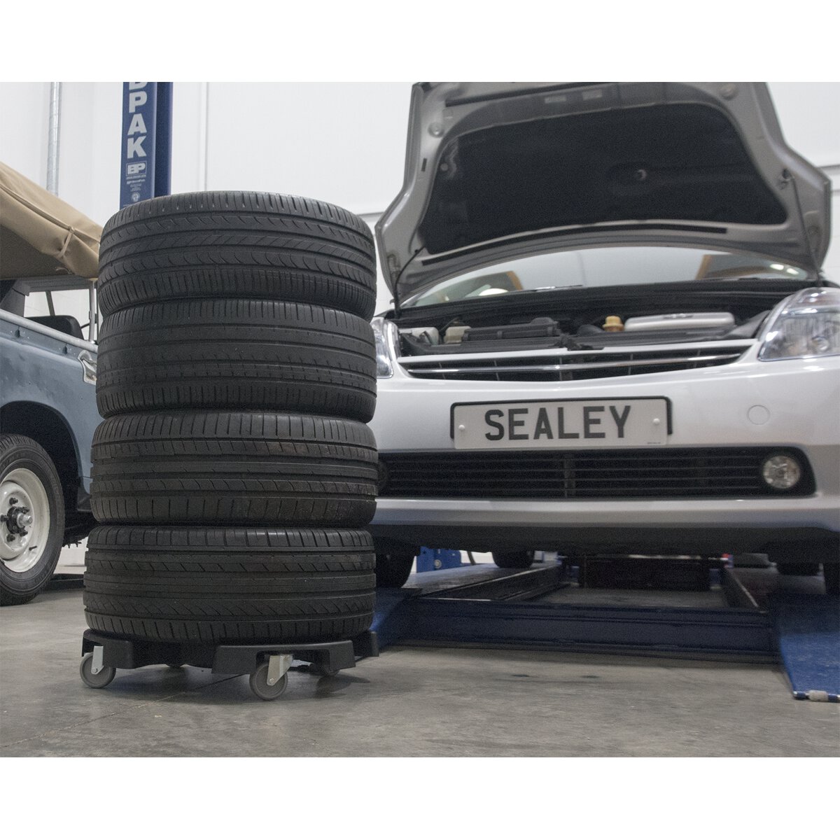 Tyre Storage/Transport Dolly