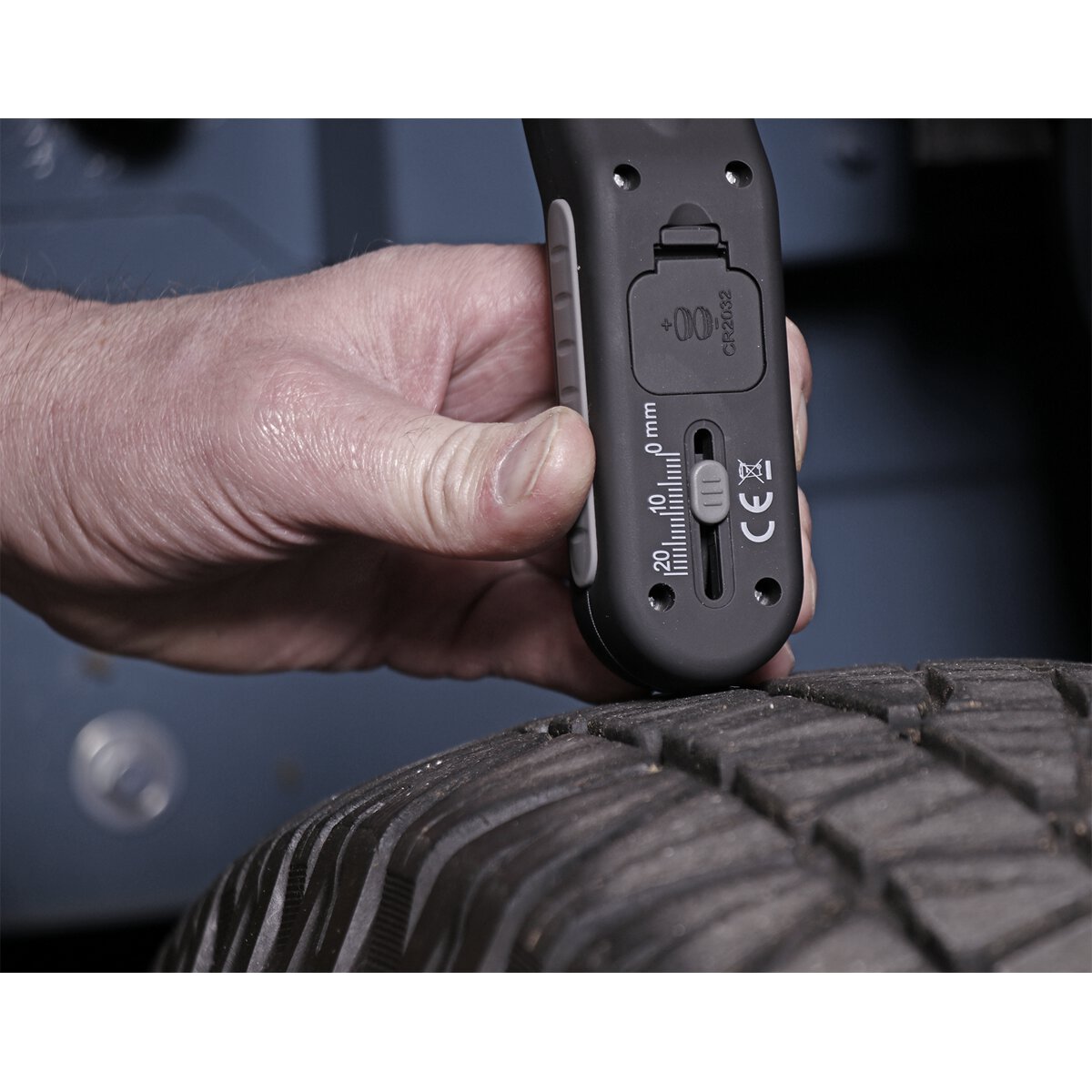 Digital Tyre Pressure & Tread Depth Gauge