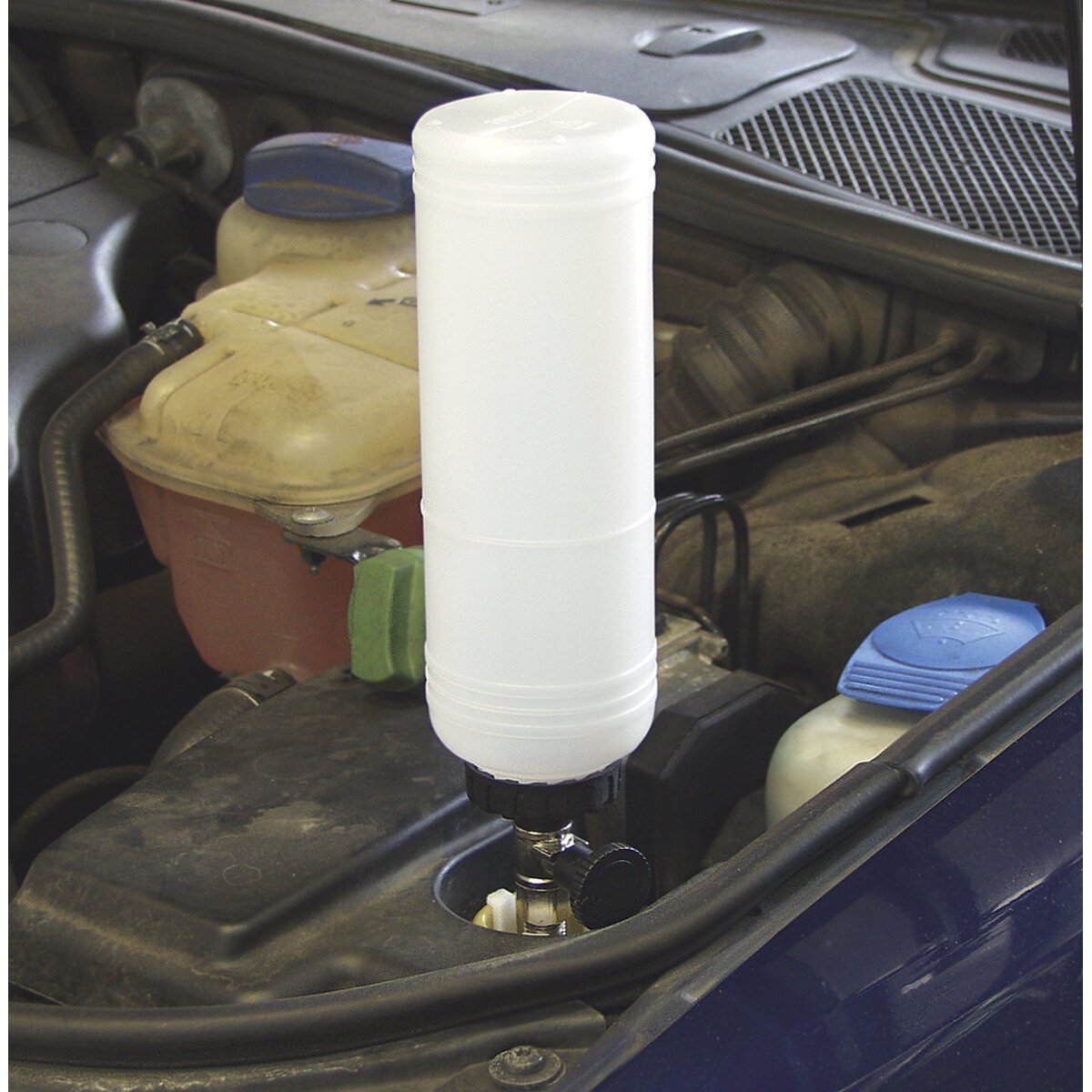 Pneumatic Vacuum Brake & Clutch Bleeder 0.75L
