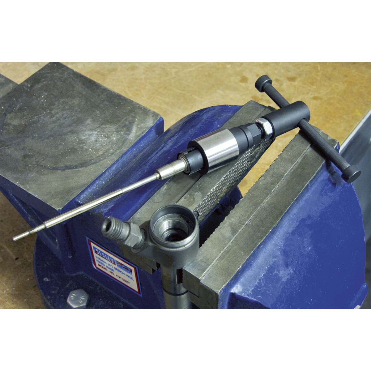 Diesel Injector Nozzle Puller