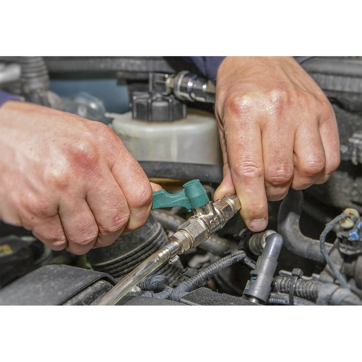 Pneumatic Brake & Clutch Bleeder