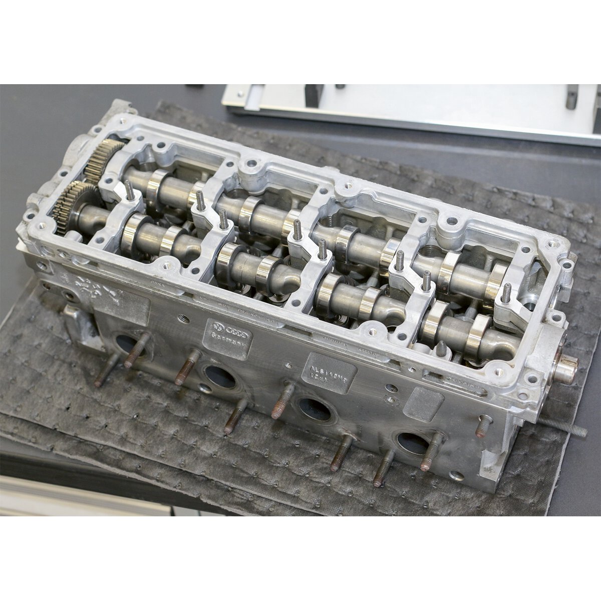 Camshaft Installation Kit - VAG, Porsche - Belt & Chain Drive