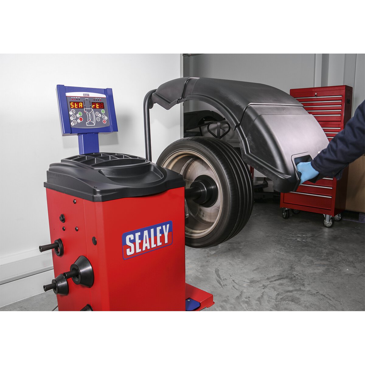 Wheel Balancer - Semi-Automatic