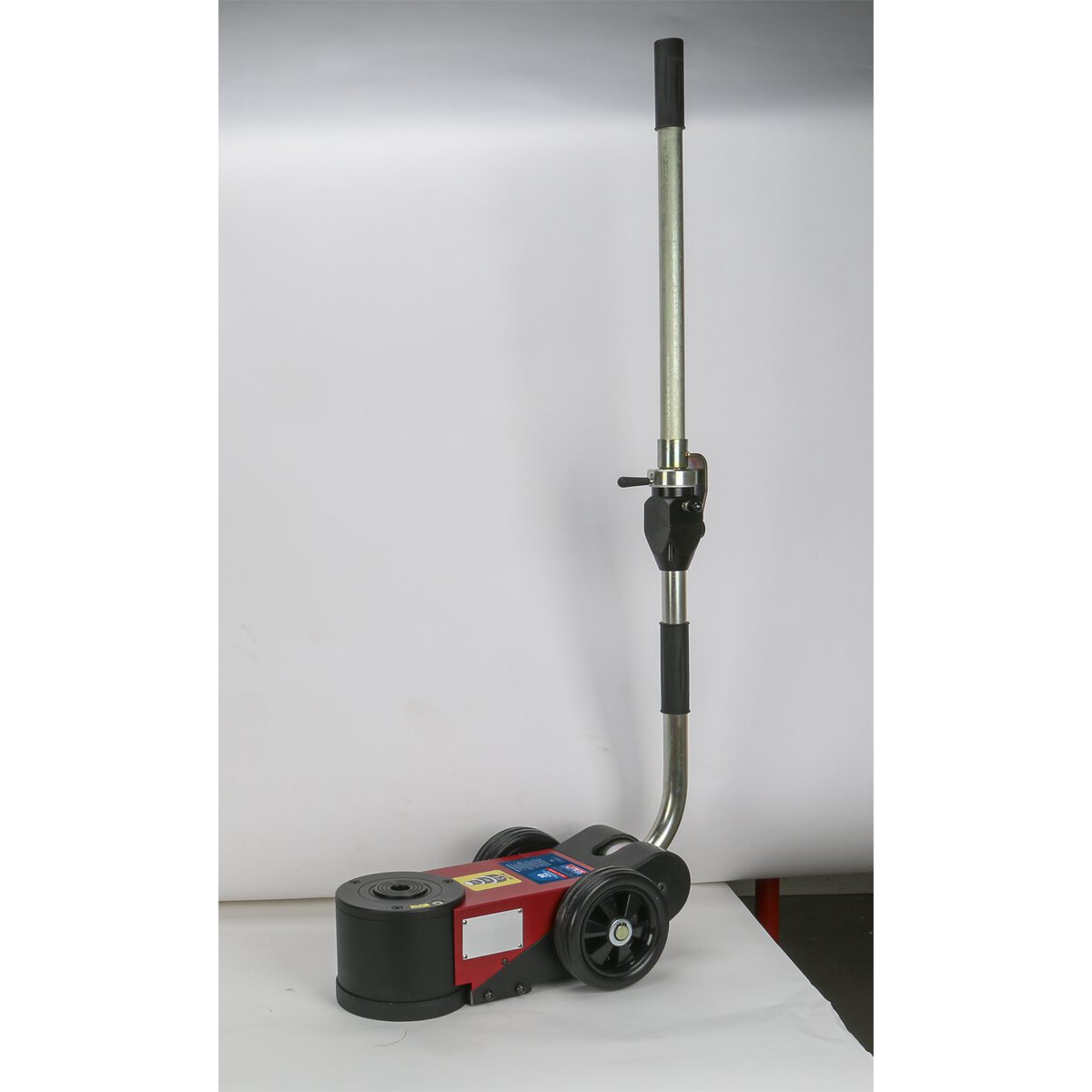 Air Operated Folding Jack 15-30tonne - Telescopic