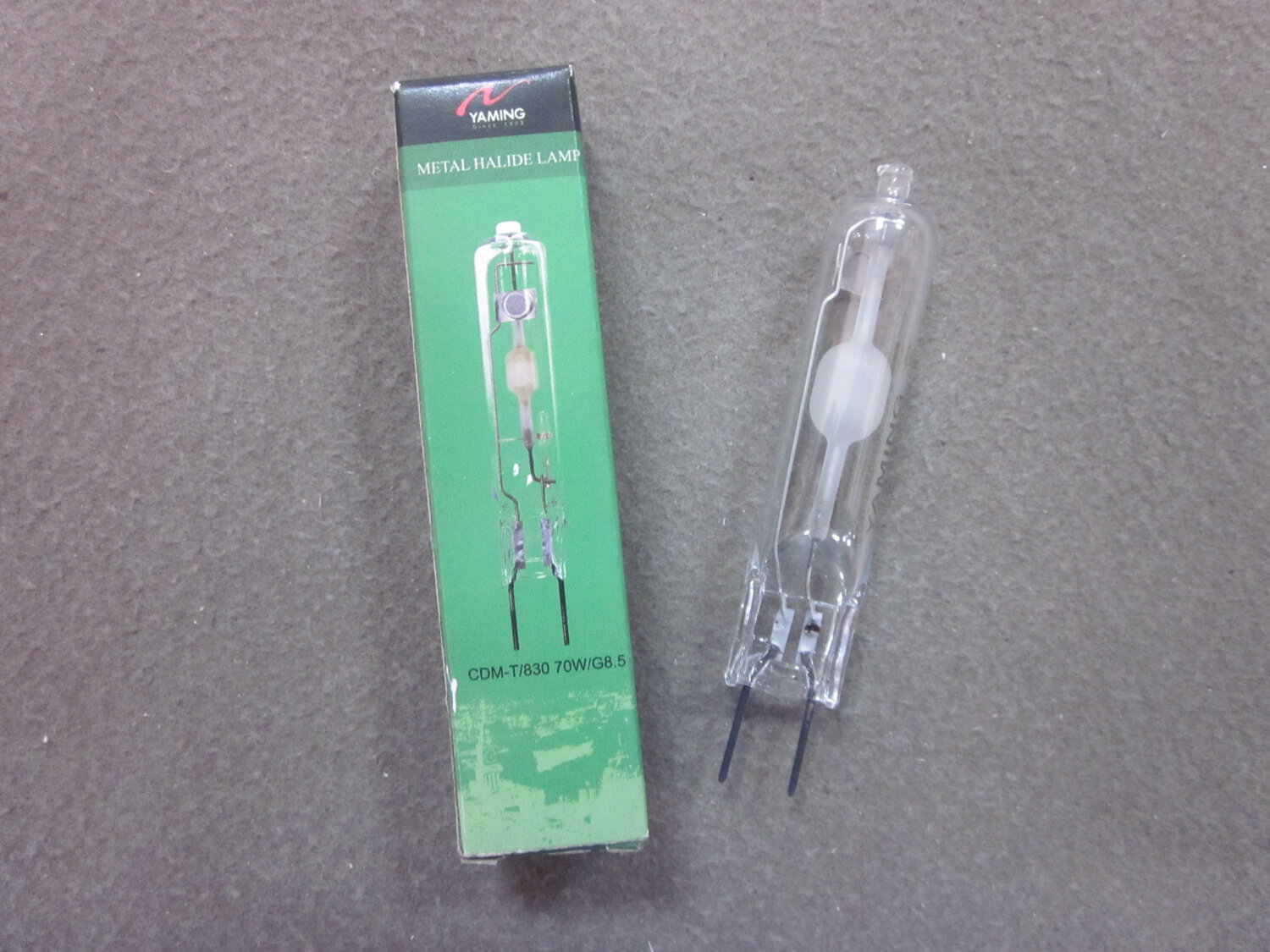 Lighting/Lamp/Bulb/Metal Halide CDM-T-70W/830/G8.5