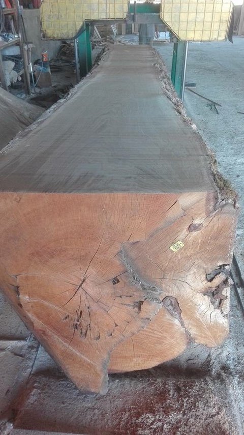 Wood Posts / Beams / Logs