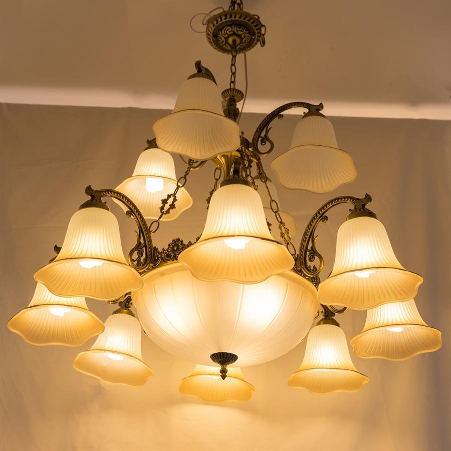 Classic Ceiling Lamp with 15 Glass Flower Shape Shades (Brass) [P-8504/8+4+3]