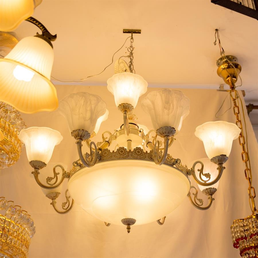 Classic Ceiling Lamp with 15 Glass Flower Shape Shades (Brass) [P-20028/4+8+3]