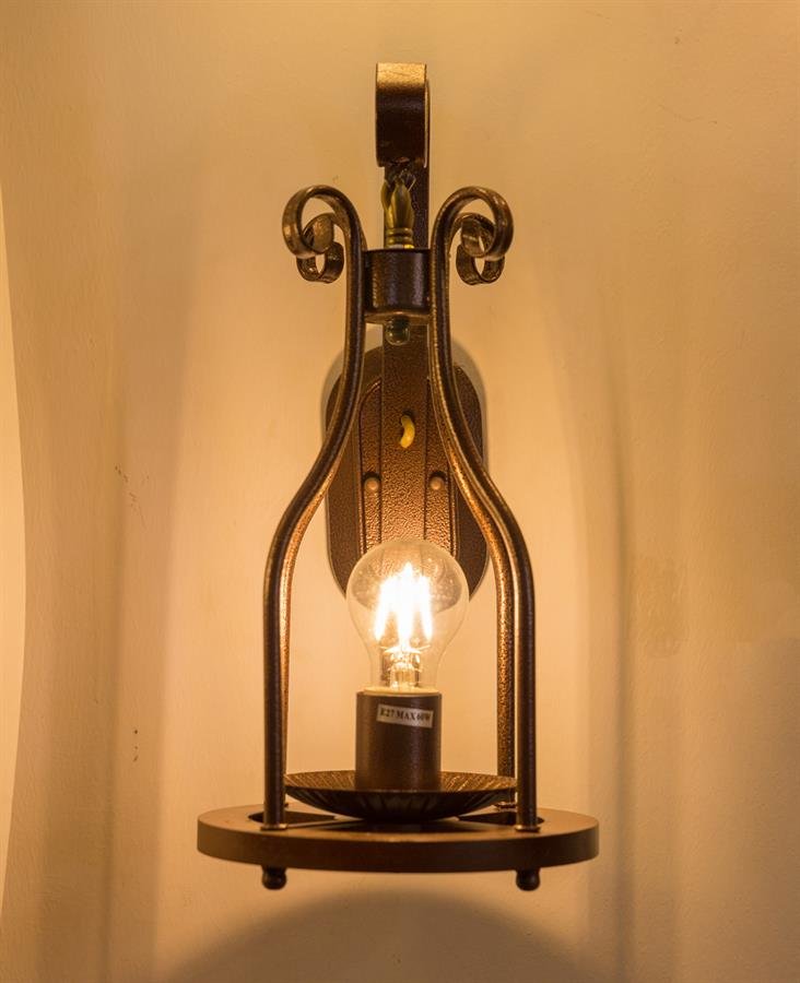 Retro Style Wall Lamp with Candle-like Design and Steel Mount (Dark Brown) [W-3940/1]