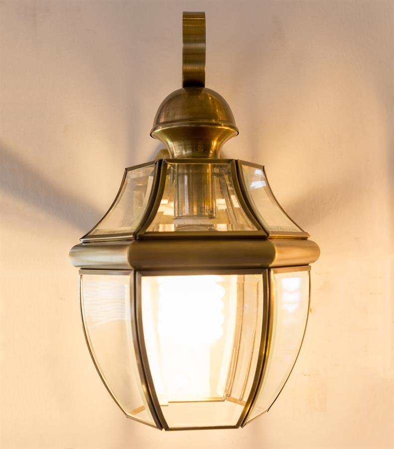 Retro Garden Wall Lamp with Copper & Tempered Glass Lantern Shade (Brass) [G-050/M]