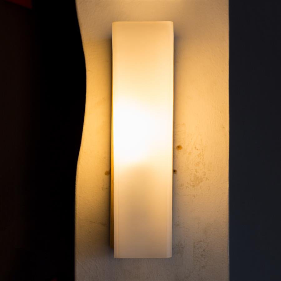 Wall Lamp with Rectangle Shape Shade Structure (White) [W-057/1]