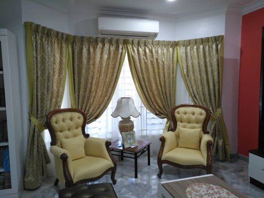 pleated curtain