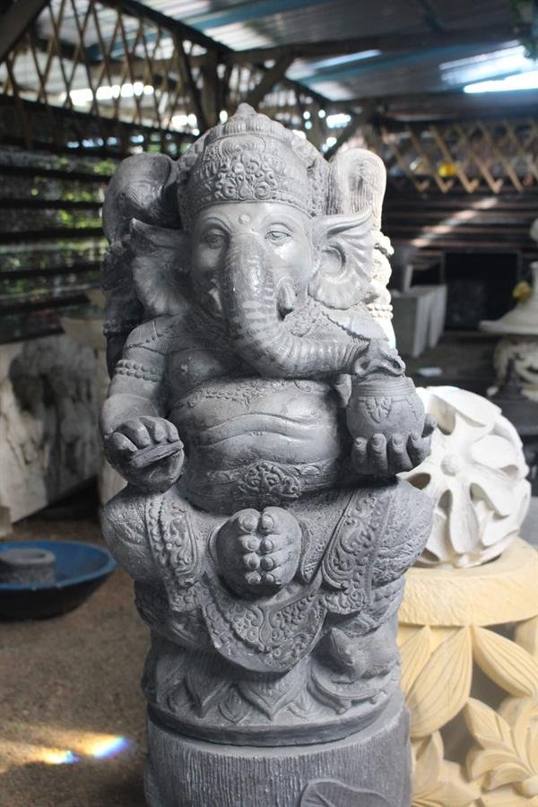 Sand Stone Sculpture S09
