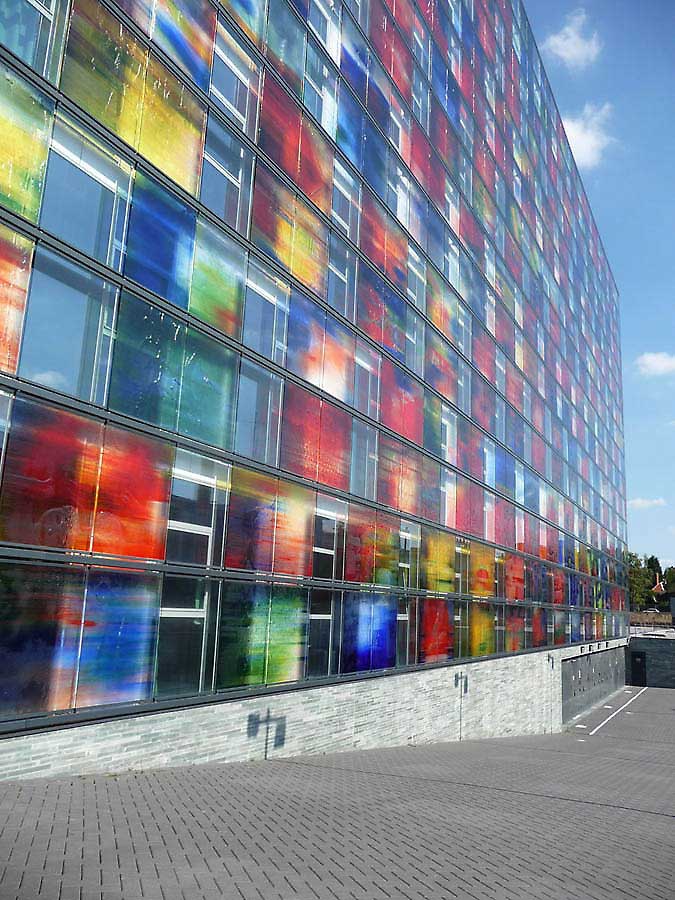 Dynamic Colour Glass | Building Materials Malaysia