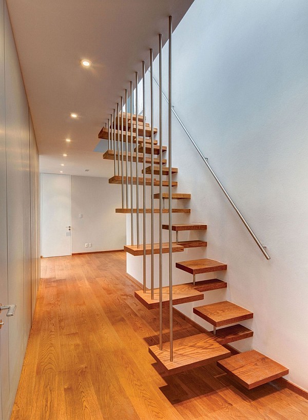 FLOATING STAIRCASE 3