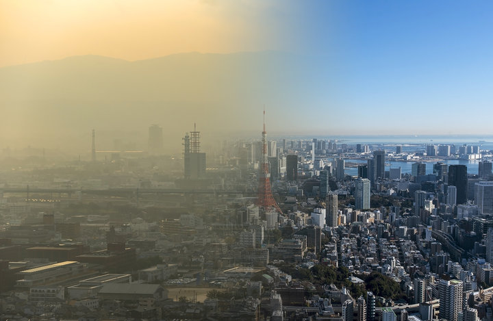 Clean and dirty air over a big city